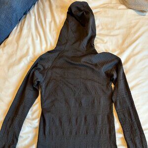 Vintage Lululemon black Restless Long-sleeve hooded layer